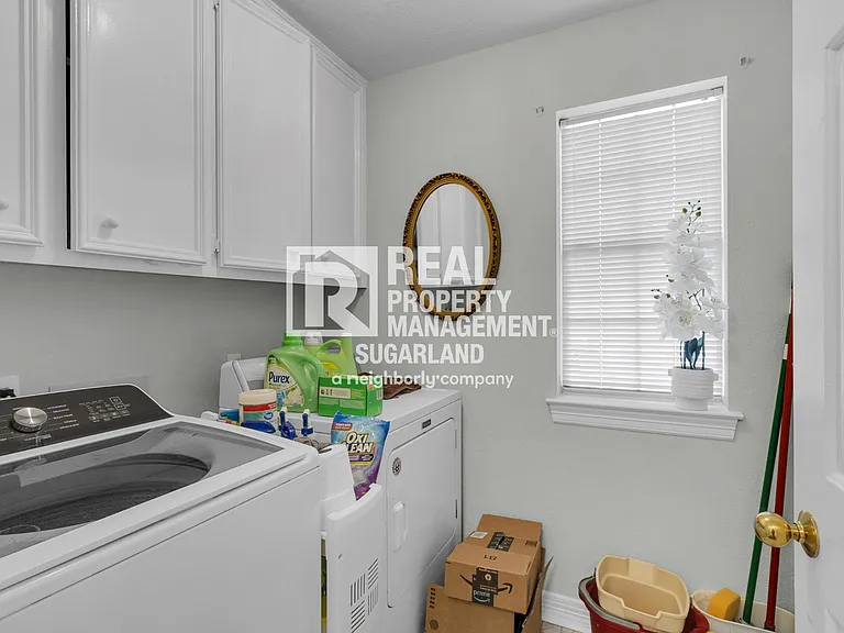 4410 Heatherwilde St — Photo 15