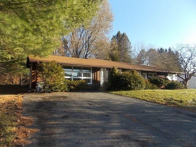 1st image of 57 Yaun Ave