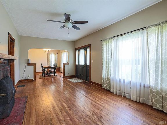 5th image of 21 Tate Ave