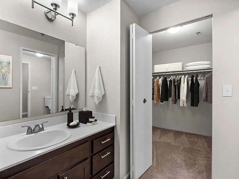 Cascade Ridge — Photo 11