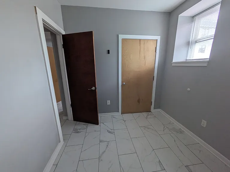60 Coleman St #1L — Photo 10