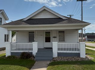 1025 W 7th St, Mishawaka, IN