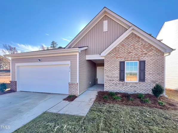 276 Babbling Brook Dr, Clayton, NC 27520