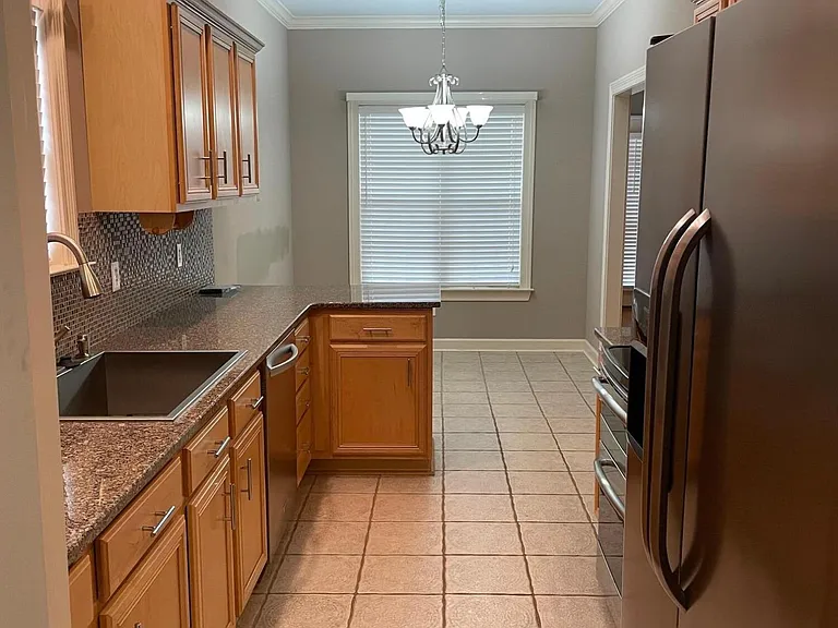 2895 Liverpool Ln — Photo 15