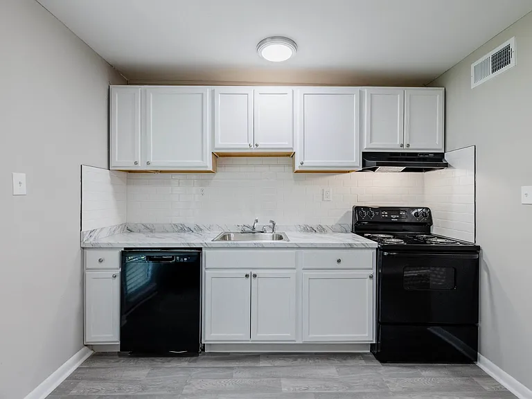 Monteleone Apartments in Atlanta, GA | Apartments Near Emory & Briarcliff Road Living — Photo 19