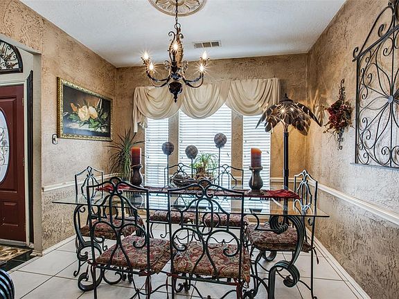 3rd image of 6211 Saint Leonard Dr