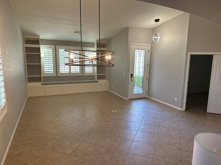 5317 Blue Evergreen Ave — Photo 12
