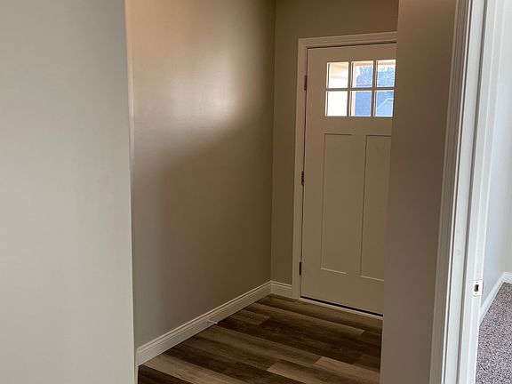 5th image of 1755 Mill Pond Ln