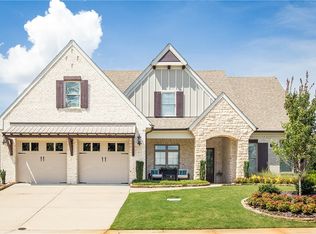 2796 Lakeview Ter, Opelika, AL 36801