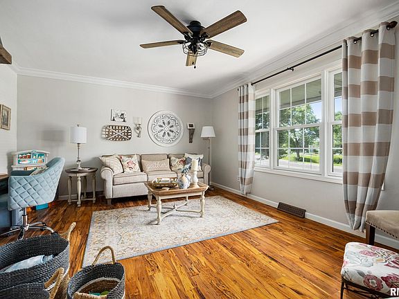 5th image of 3411 Chartwell St