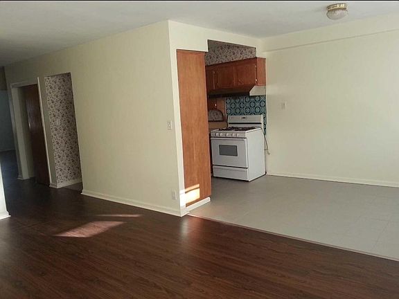 2nd image of 6115 185th St Fl 3rd