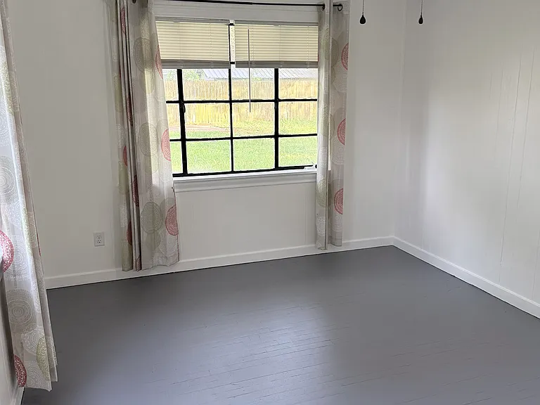 1111 Alvin Ave — Photo 11