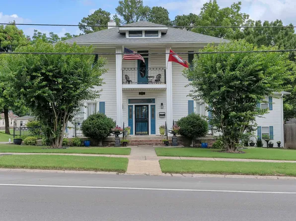 611 W Court St, Paragould, AR 72450