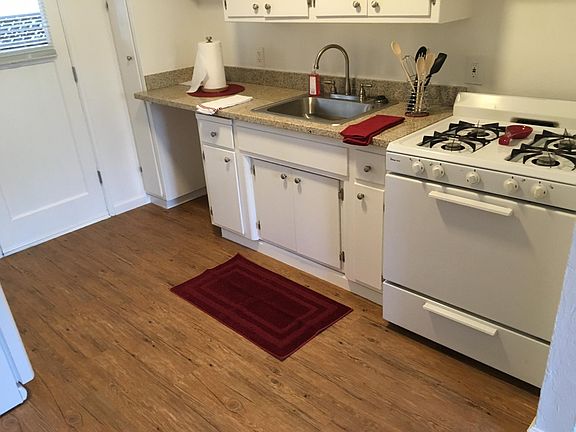 3rd image of 727-739 Carmel Ave