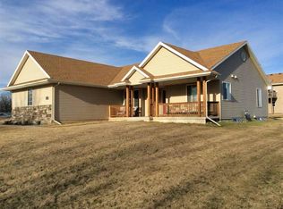 4301 Crested Owl Ln, Madison, WI 53718