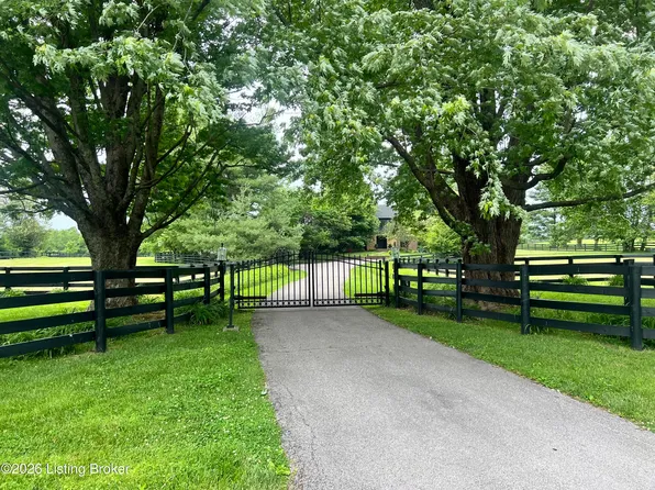 10511 Buckeye Trce, Goshen, KY 40026
