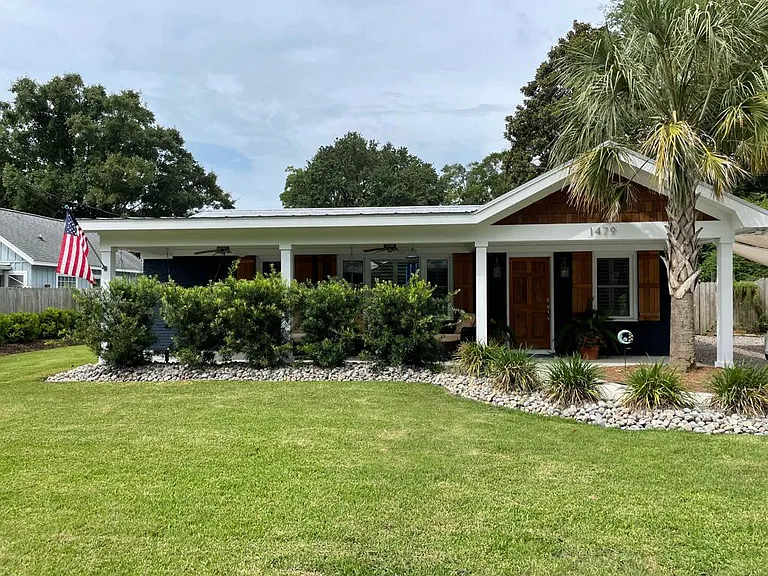 1479 Seminole St — Photo 12