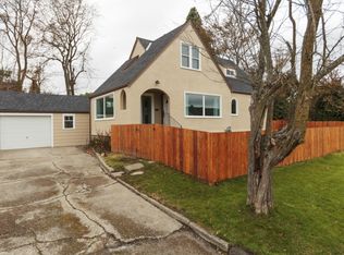205 E Illinois St, Bellingham, WA 98225
