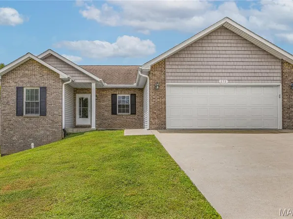 278 Pleasant Lake Ct, Jackson, MO 63755