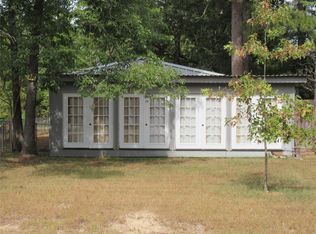 184 Hickory Dr, Onalaska, TX 77360