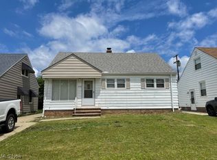 19289 Stafford Ave, Maple Heights, OH 44137