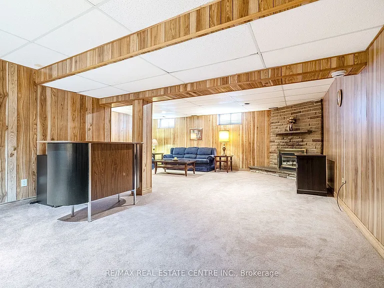 3161 Steeles Ave W — Photo 24
