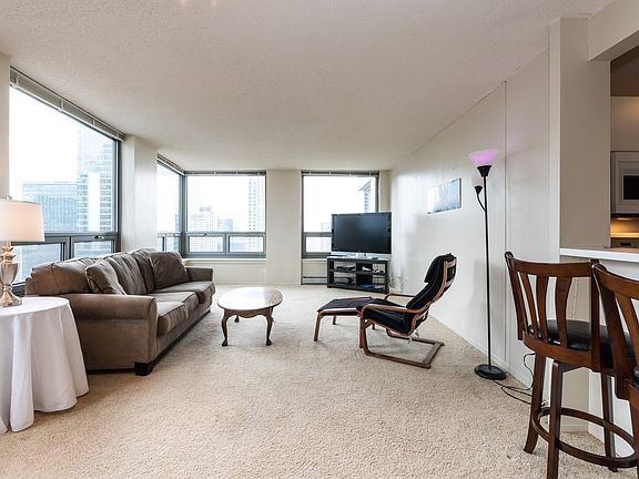 2nd image of 440 N Wabash Ave APT 4205