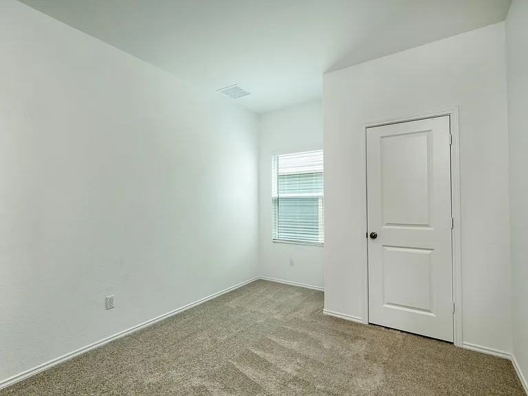 1123 Catfish Ln — Photo 11
