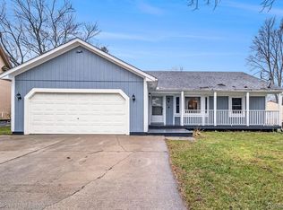 2131 Snellbrook Rd, Auburn Hills, MI 48326