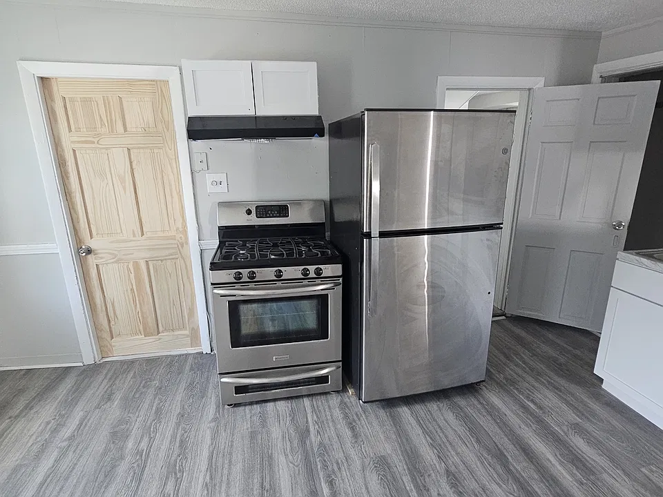 1164 Atwood Ave #1