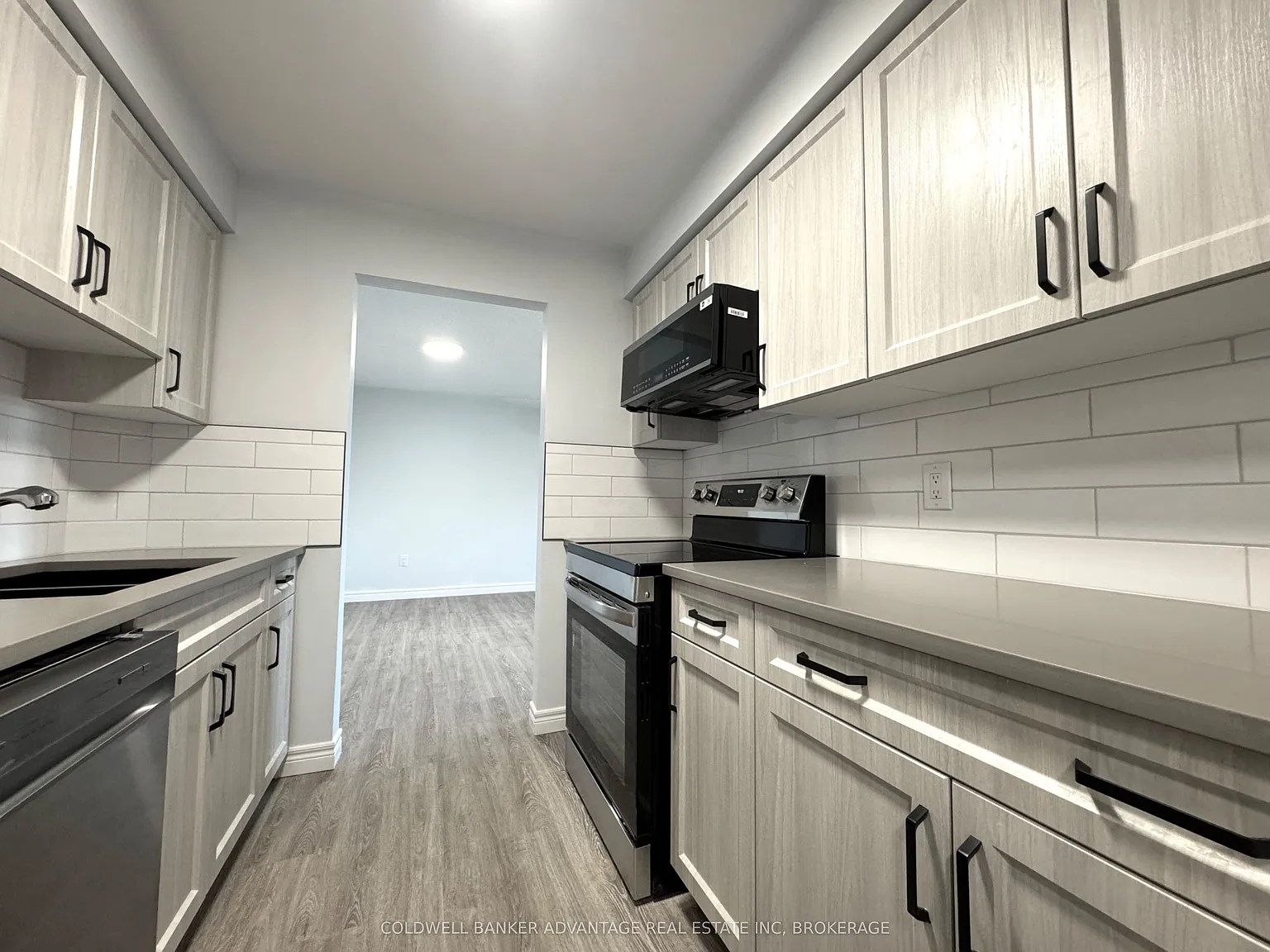2 bed, $1,699 — Photo 4
