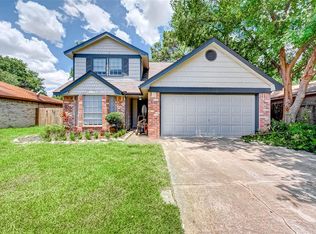 8126 Western Trail Dr, Houston, TX 77040