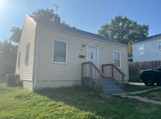 6222 S 33rd St, Omaha, NE 68107