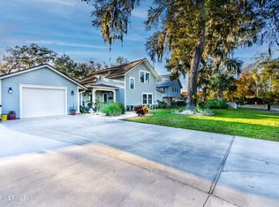1732 Hammock Cir W, Jacksonville, FL 32225