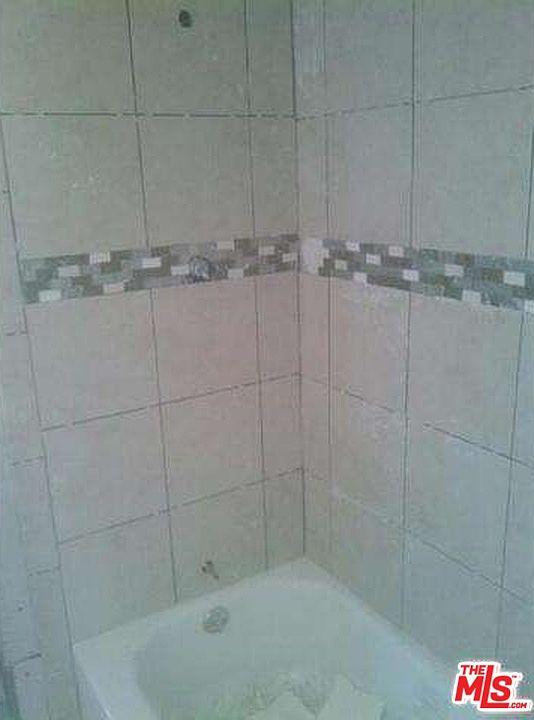 2nd image of 533 W Nevada Ave