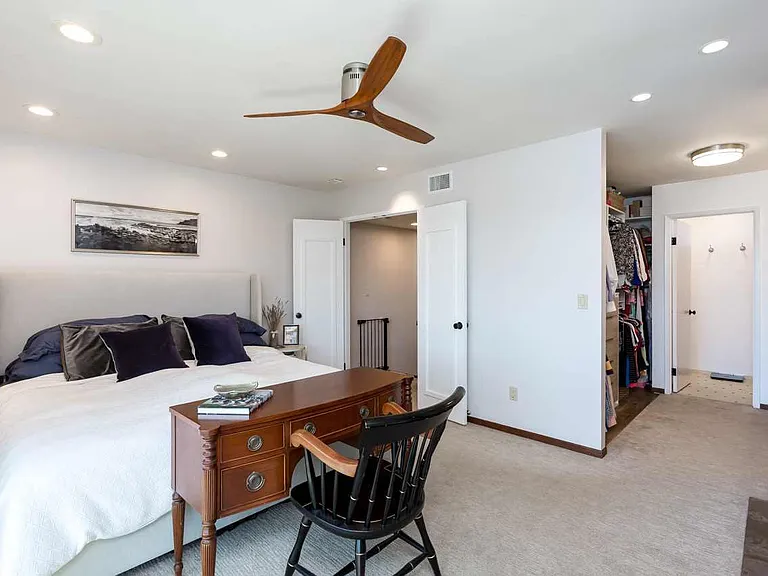 2473 Geranium St — Photo 29