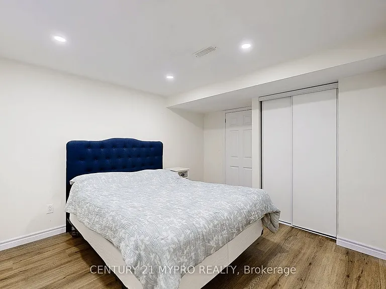 56 Bailey Cres #BASEMENT — Photo 17