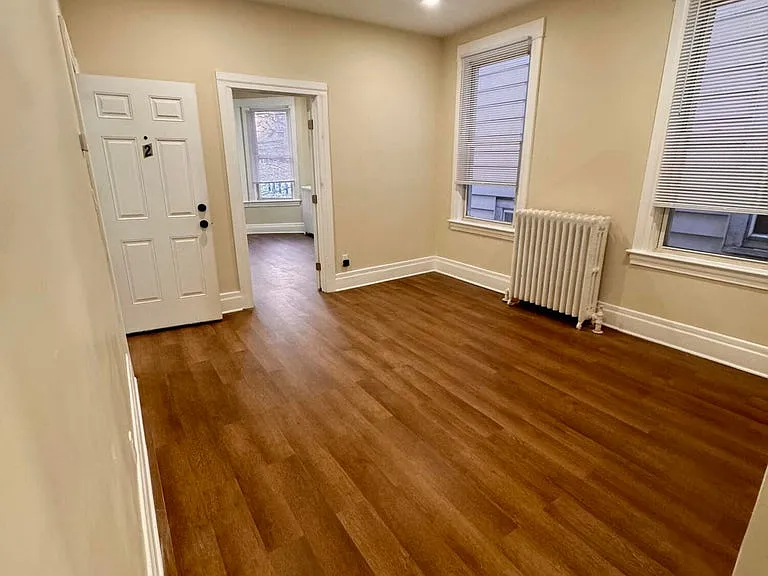 31 Bertha St #2 — Photo 6