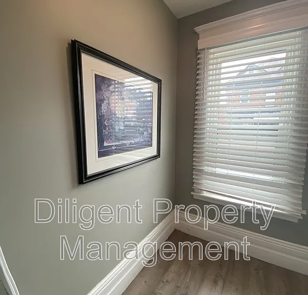203 Rubidge St #201 — Photo 42
