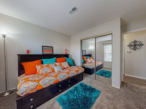 1 and 2 Bedroom Floor Plans