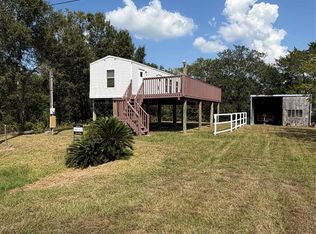 613 Troy St, Anahuac, TX 77514
