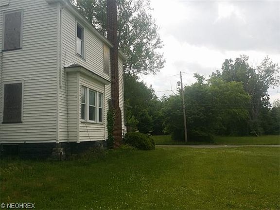 4th image of 526 Almyra Ave