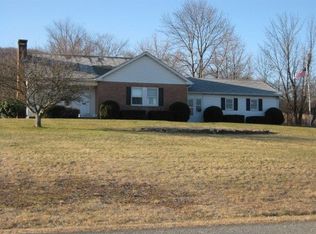 78 Red Hill Rd, Andreas, PA 18211