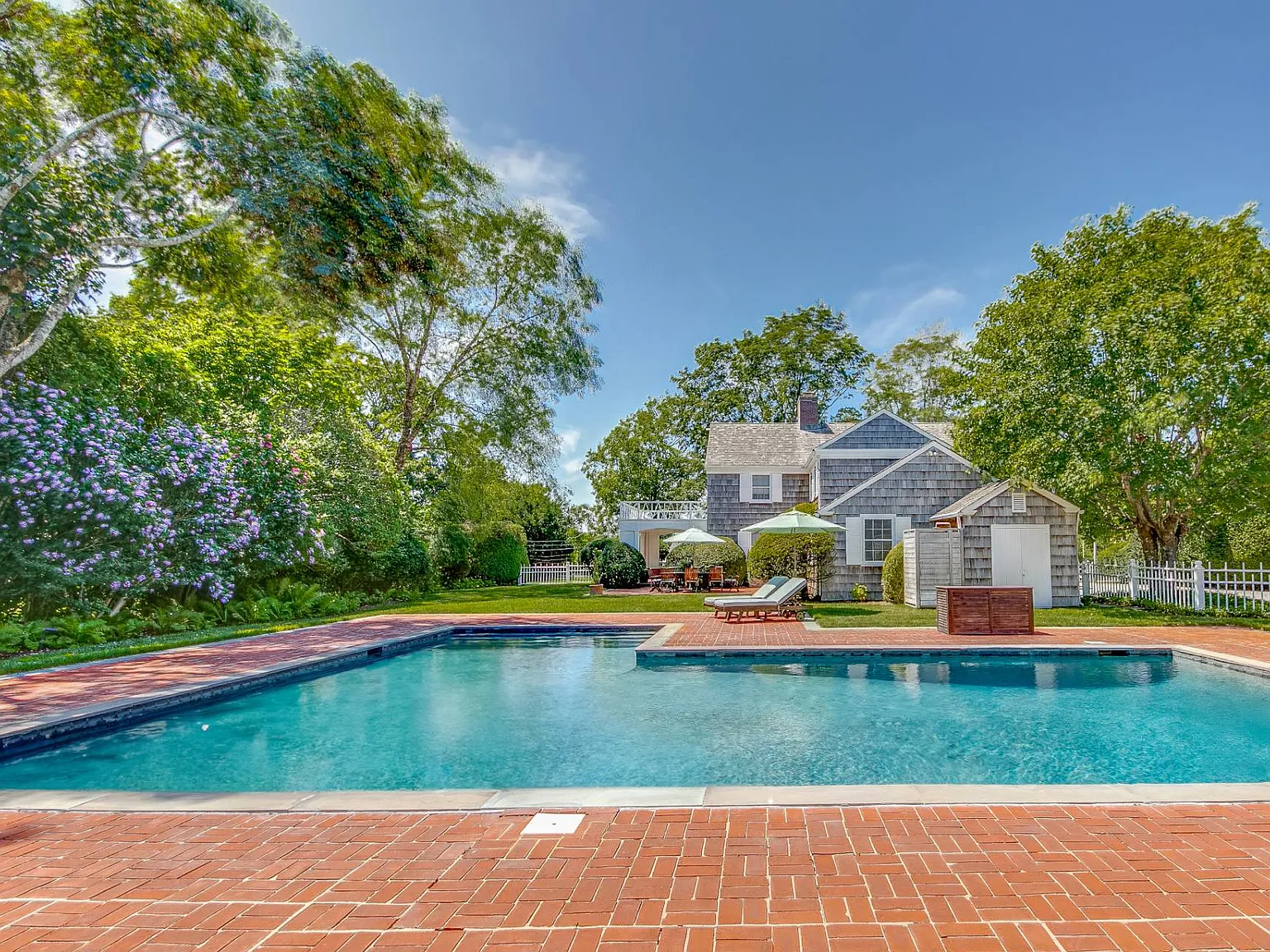 Prestigious Two Week Egypt Lane Rental — Photo 4