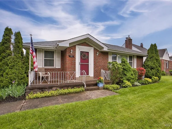 73 Stevenson Blvd, Amherst, NY 14226