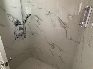15 Esplanade Dr #15C, Miami, FL 33166
