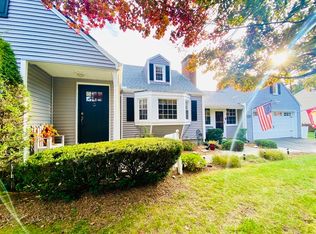 577 Converse St, Longmeadow, MA 01106