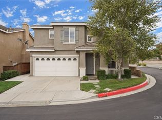 28295 Cedar Ln, Saugus, CA 91350