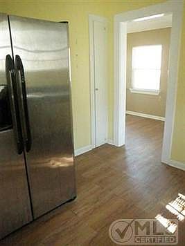 5th image of 1631 Green St