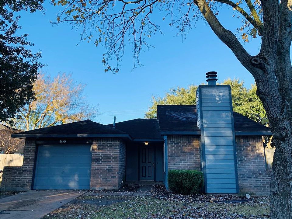 1st image of 10710 Forest Leaf Dr